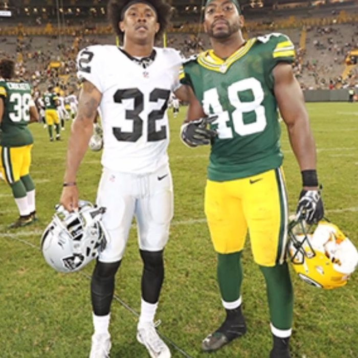 College teammates make their NFL team’s 53 man roster file_000